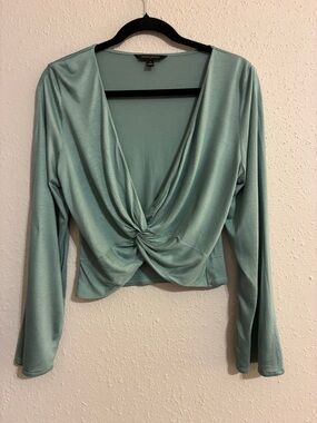 Banana Republic Seafoam Green Twist-Front Long Sleeve Crop Top